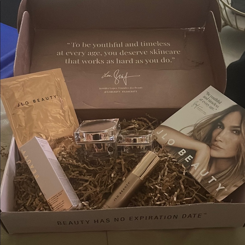 JLo Beauty Skincare Set